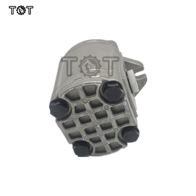 bomba de engranaje del piloto del excavador HPV116 HPV145 EX200 EX300-1 EX330-5 ZAX330 9217993 4181700